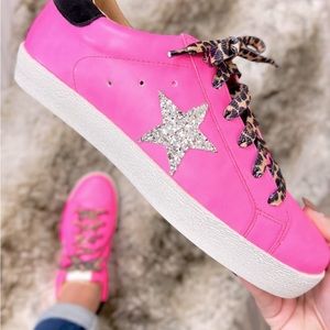 Size 7.5 worn once bought at online boutique